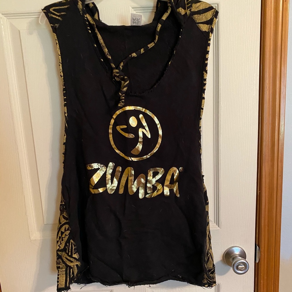 Sleeveless hoodie